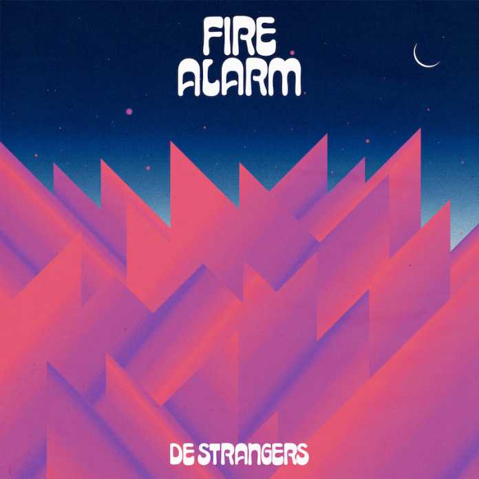 De Strangers – Fire Alarm